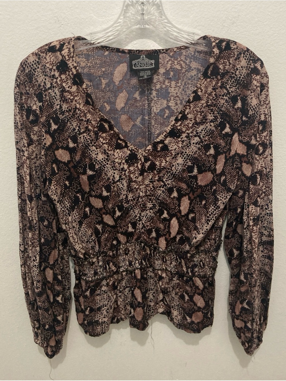 ANGIE white brown snake skin print V-neck smocked waist long sleeve top S